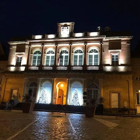 아파트 Le Black & White F 2 De 55 M 2 물랭