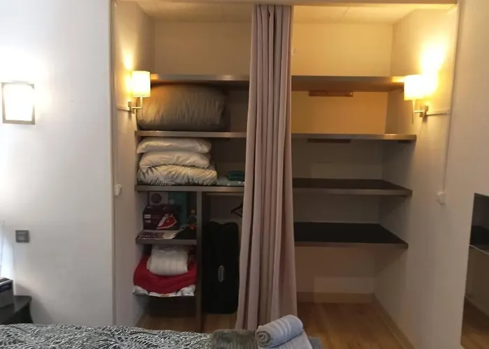 Apartment Le Black & White F 2 De 55 M 2 Moulins (Allier)