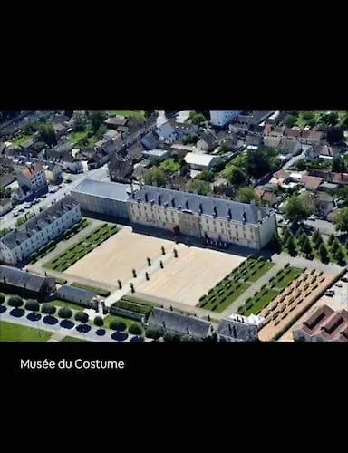 Le Black & White F 2 De 55 M 2 *